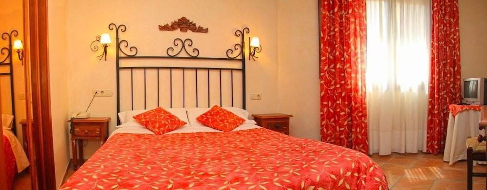 Hotel Abadia Puebla de Arenoso Екстер'єр фото